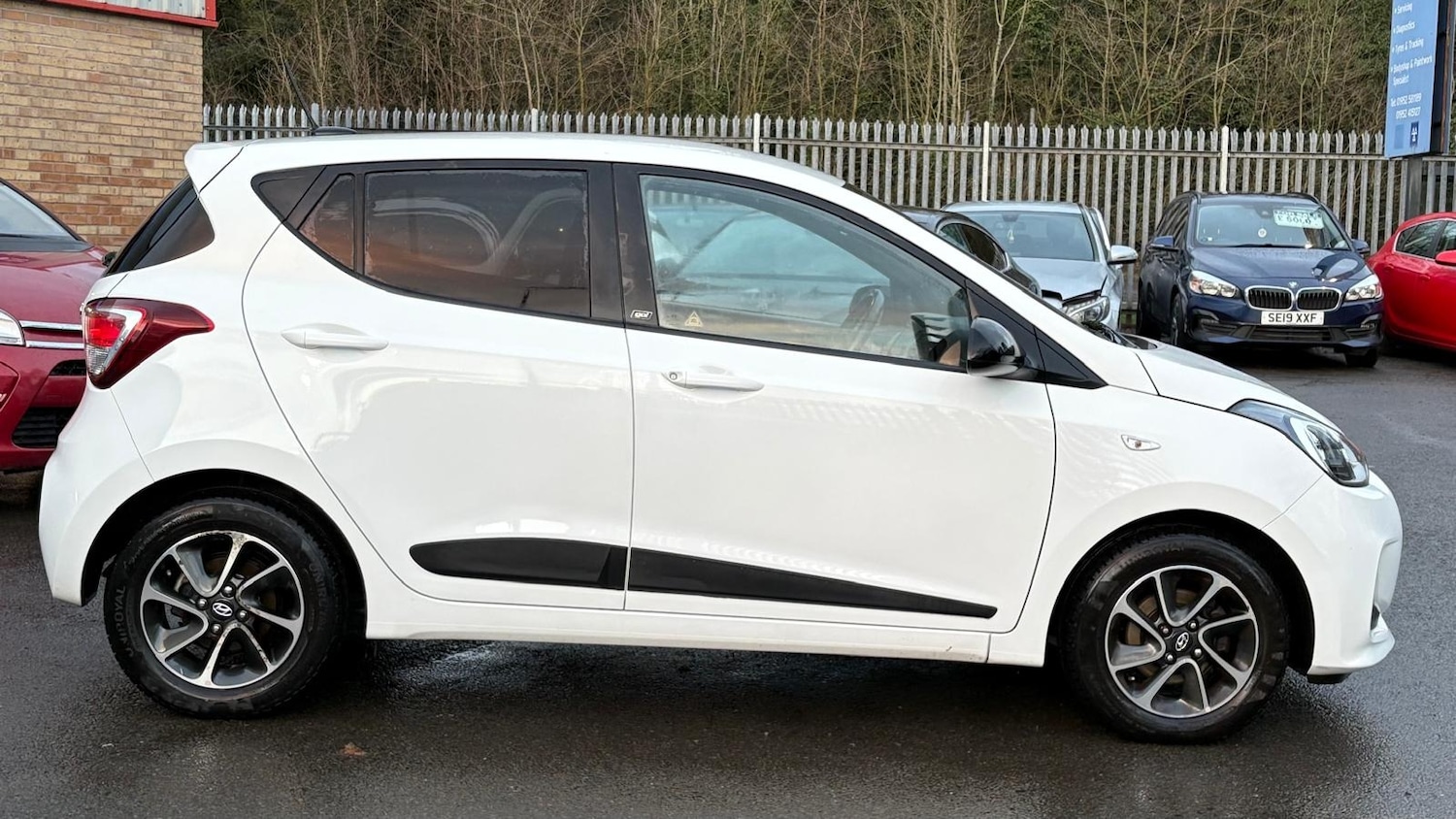 Used Hyundai i10 2018 for sale - 77541729: Photo 2