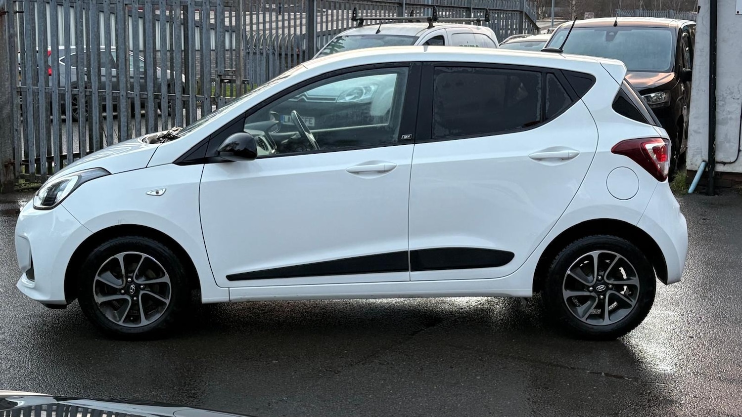 Used Hyundai i10 2018 for sale - 77541729: Photo 7