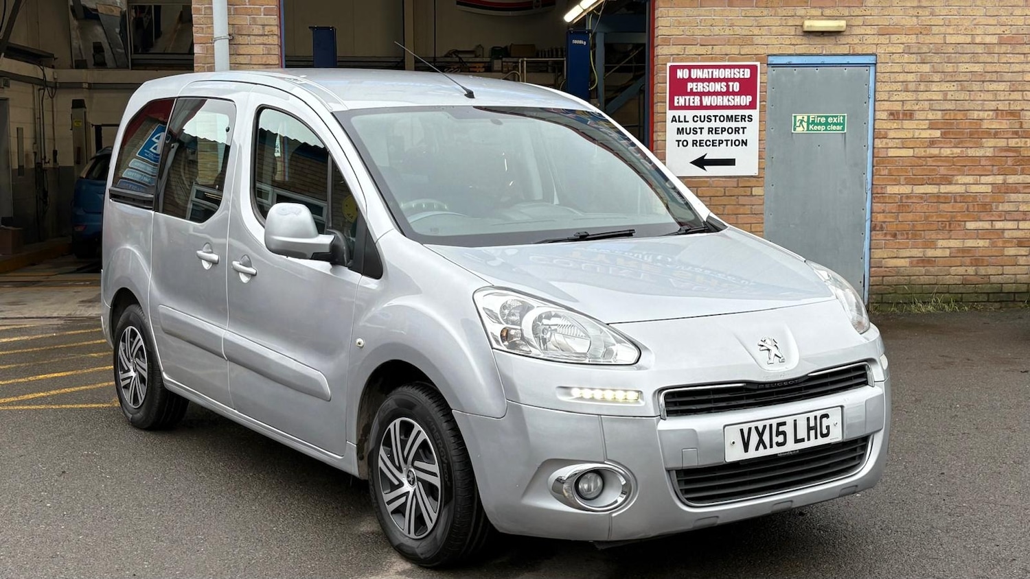 Used Peugeot Partner Tepee 2015 for sale - 77431483: Photo 2