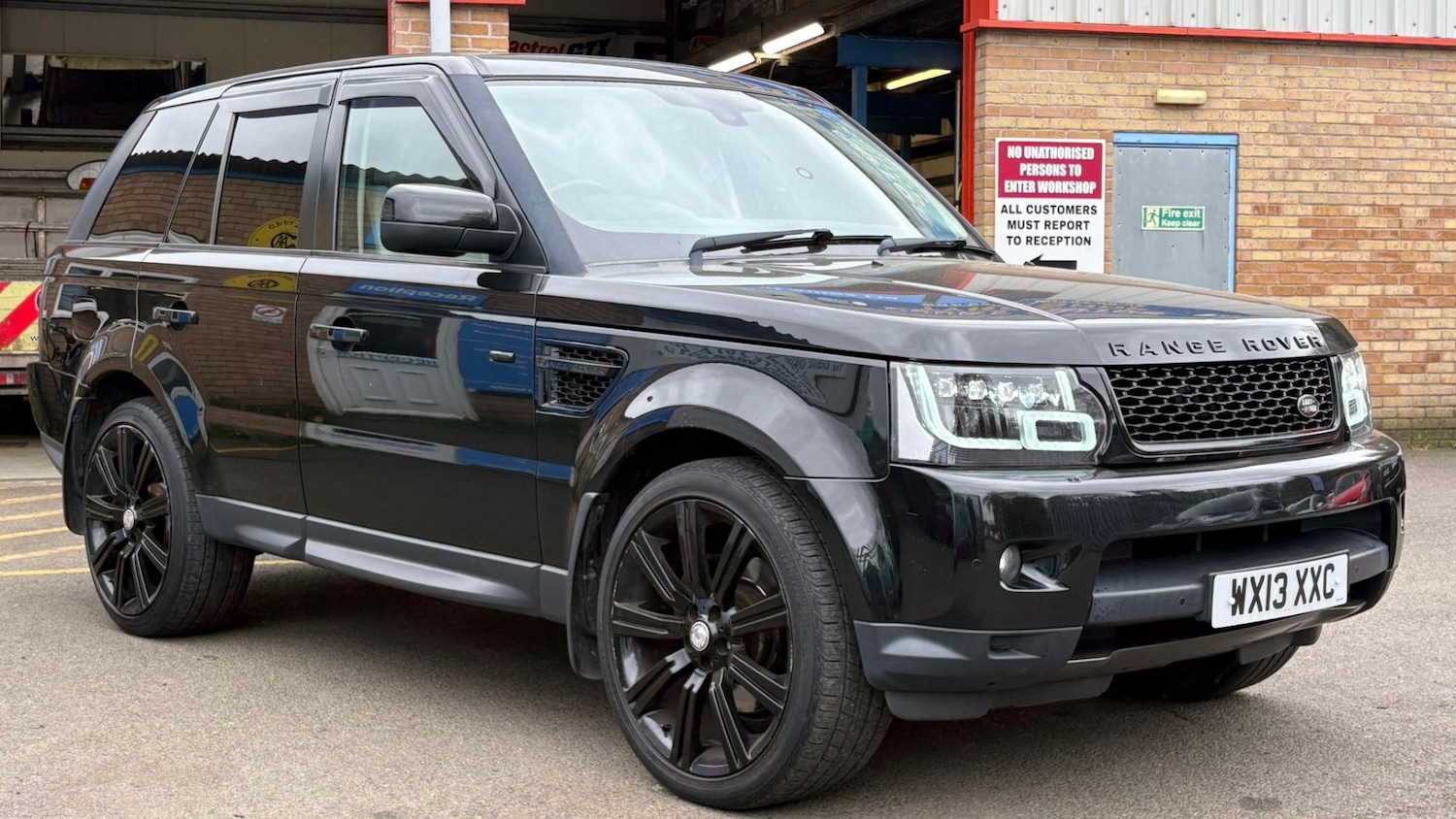 Used Land Rover Range Rover Sport 2013 for sale - 77676259: Photo 2
