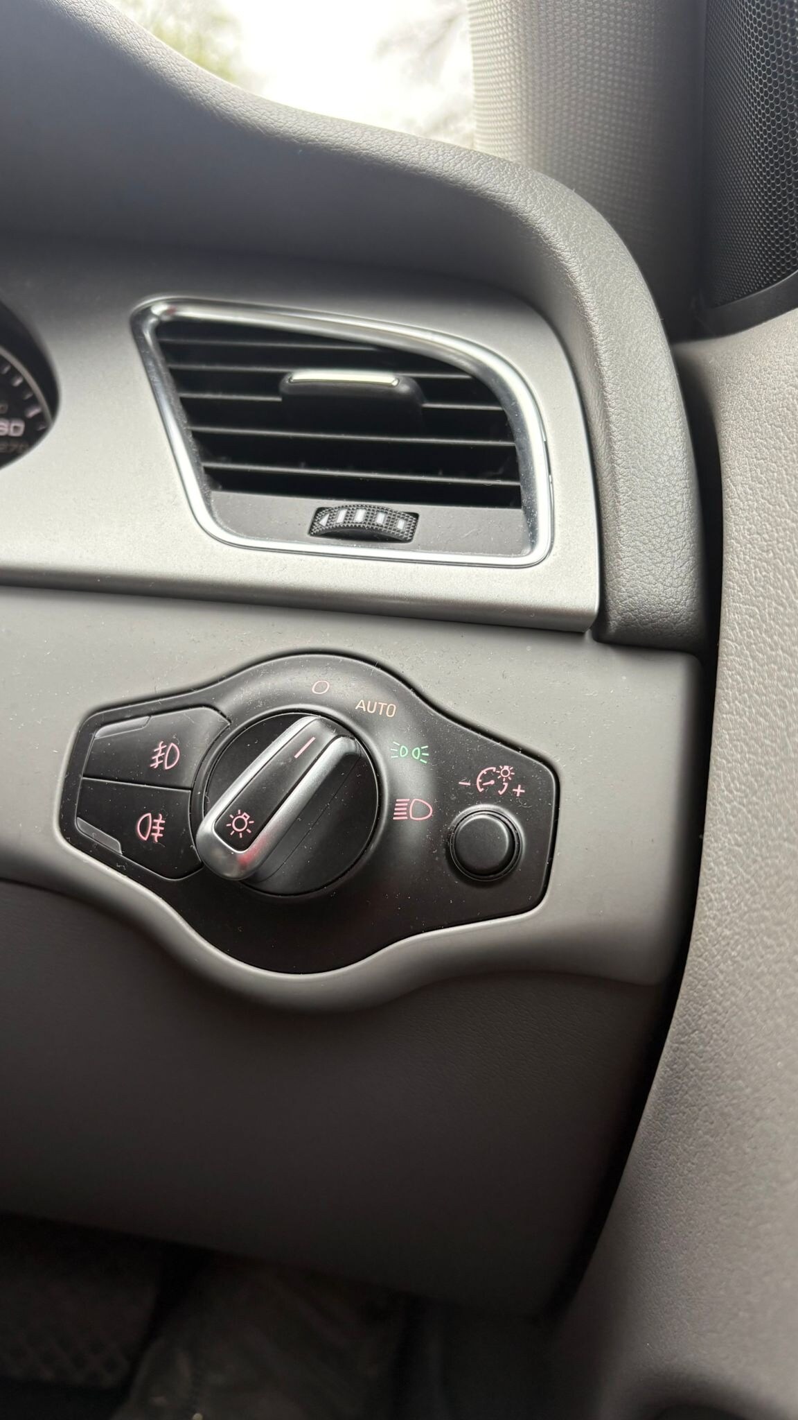 Used Audi A4 2011 for sale - 78092911: Photo 15