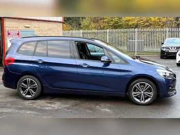 Used BMW 2 Series 2019 for sale - 76530996: Photo