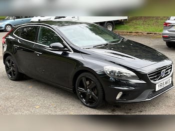 Used Volvo V40 2015 for sale - 79731690: Photo