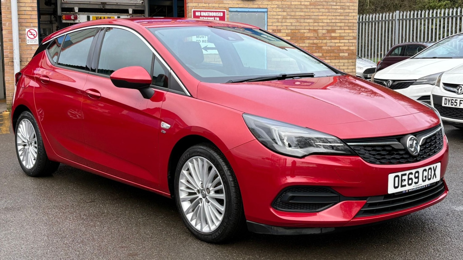 Used Vauxhall Astra 2019 for sale - 77225107: Photo 2