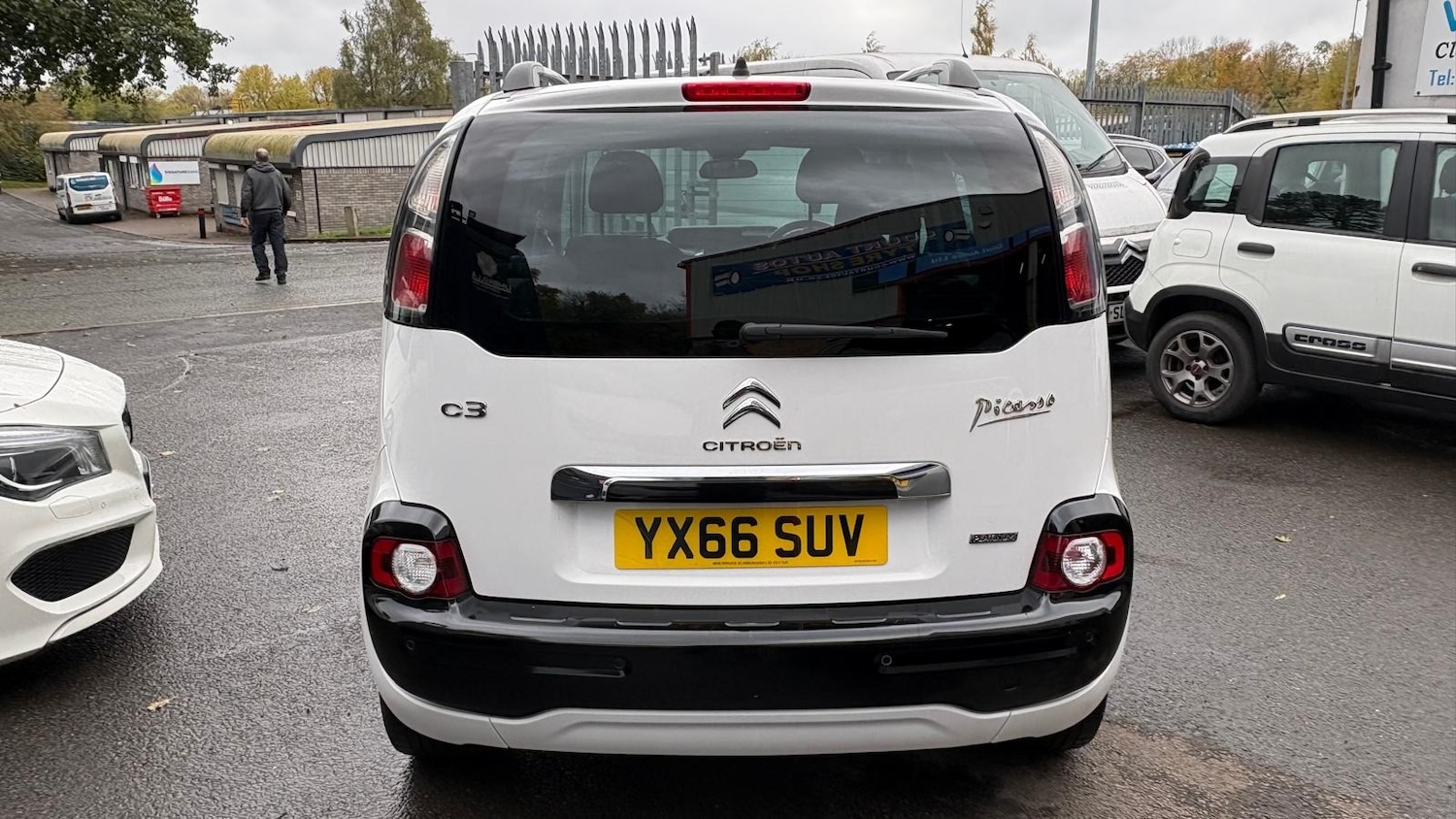 Used Citroen C3 Picasso 2016 for sale - 76476290: Photo 4