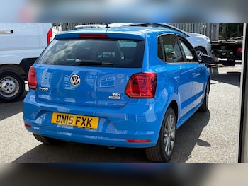Used Volkswagen Polo 2015 for sale - 79329408: Photo