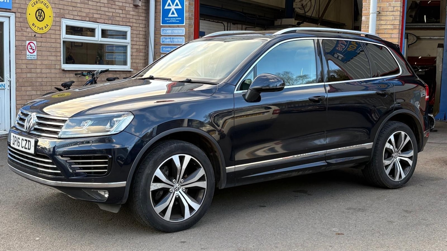 Used Volkswagen Touareg 2016 for sale - 77842738: Photo 5