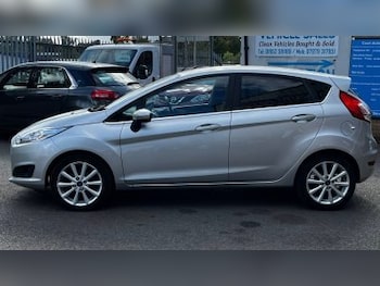 Used Ford Fiesta 2016 for sale - 78090463: Photo