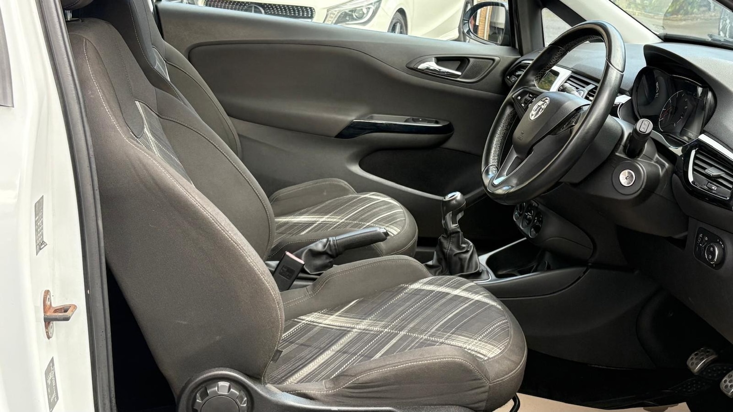 Used Vauxhall Corsa 2015 for sale - 76476707: Photo 12