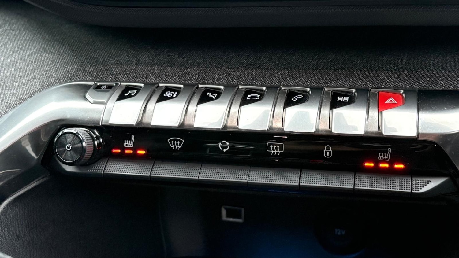 Used Peugeot 3008 2018 for sale - 77296783: Photo 23