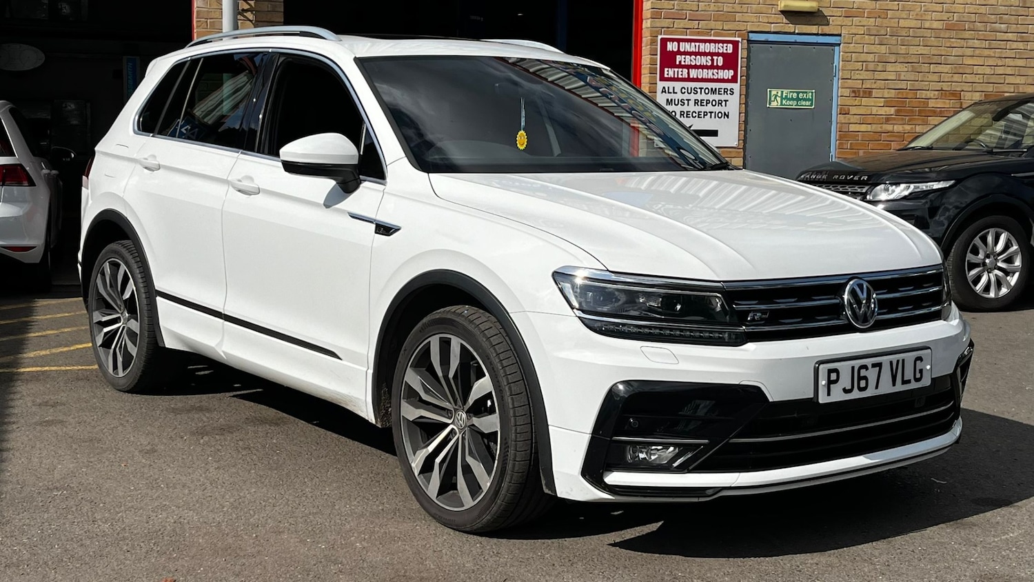 Used Volkswagen Tiguan 2017 for sale - 76478098: Photo 1