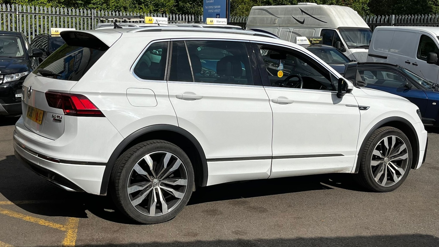 Used Volkswagen Tiguan 2017 for sale - 76478098: Photo 3