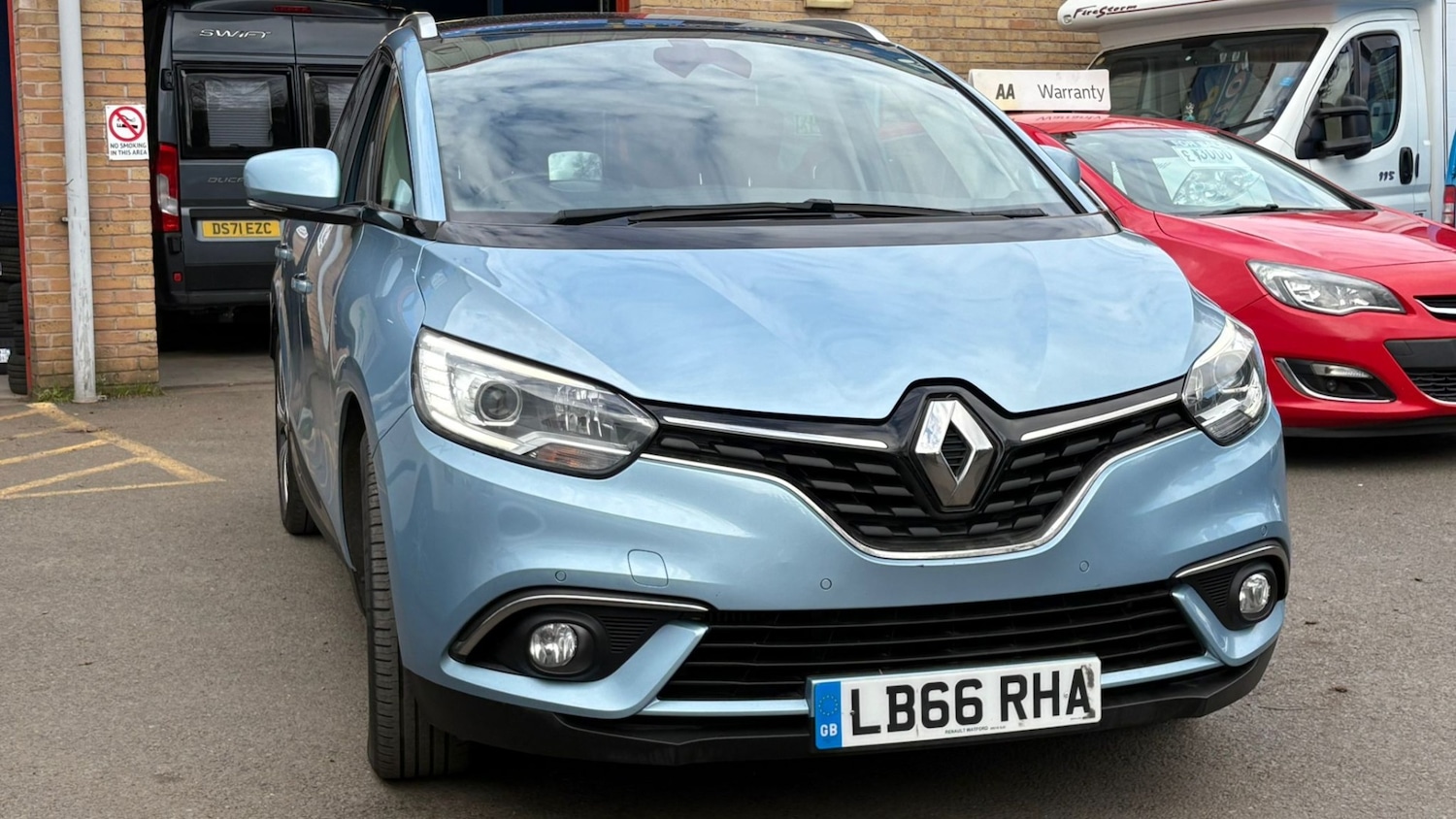 Used Renault Grand Scenic 2016 for sale - 78028055: Photo 1