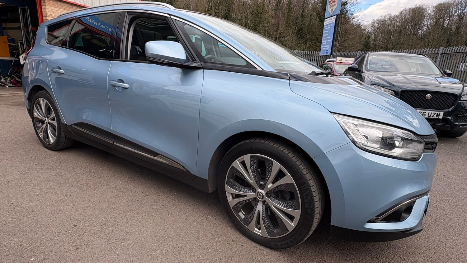 Used Renault Grand Scenic 2016 for sale - 78028055: Photo 2