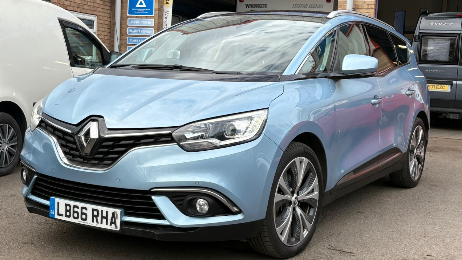 Used Renault Grand Scenic 2016 for sale - 78028055: Photo 9