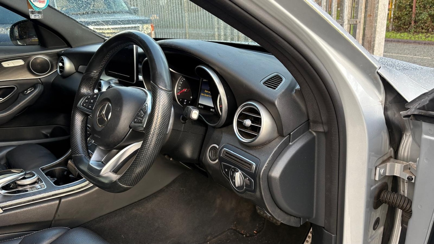 Used Mercedes-Benz C Class 2016 for sale - 77435427: Photo 8