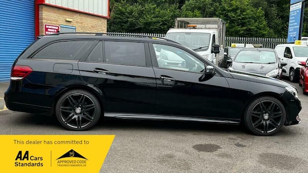 Used Mercedes-Benz E-Class 2015 for sale - 75098521: Photo 12