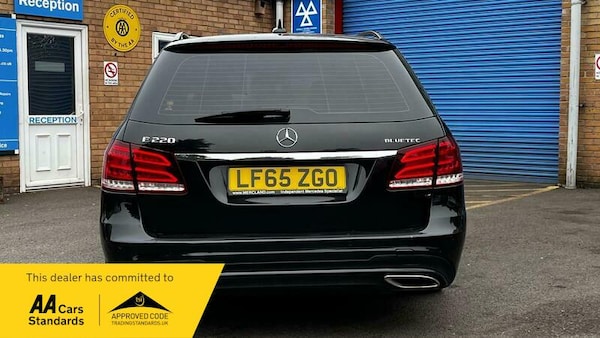 Used Mercedes-Benz E-Class 2015 for sale - 75098521: Photo 18