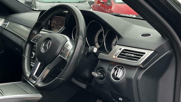 Used Mercedes-Benz E-Class 2015 for sale - 75098521: Photo 32