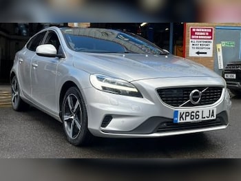 Used Volvo V40 2016 for sale - 76478040: Photo