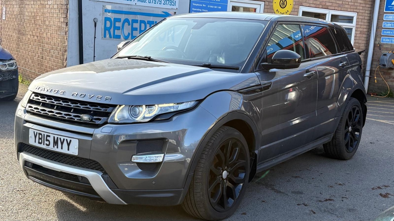 Used Land Rover Range Rover Evoque 2015 for sale - 77915438: Photo 2