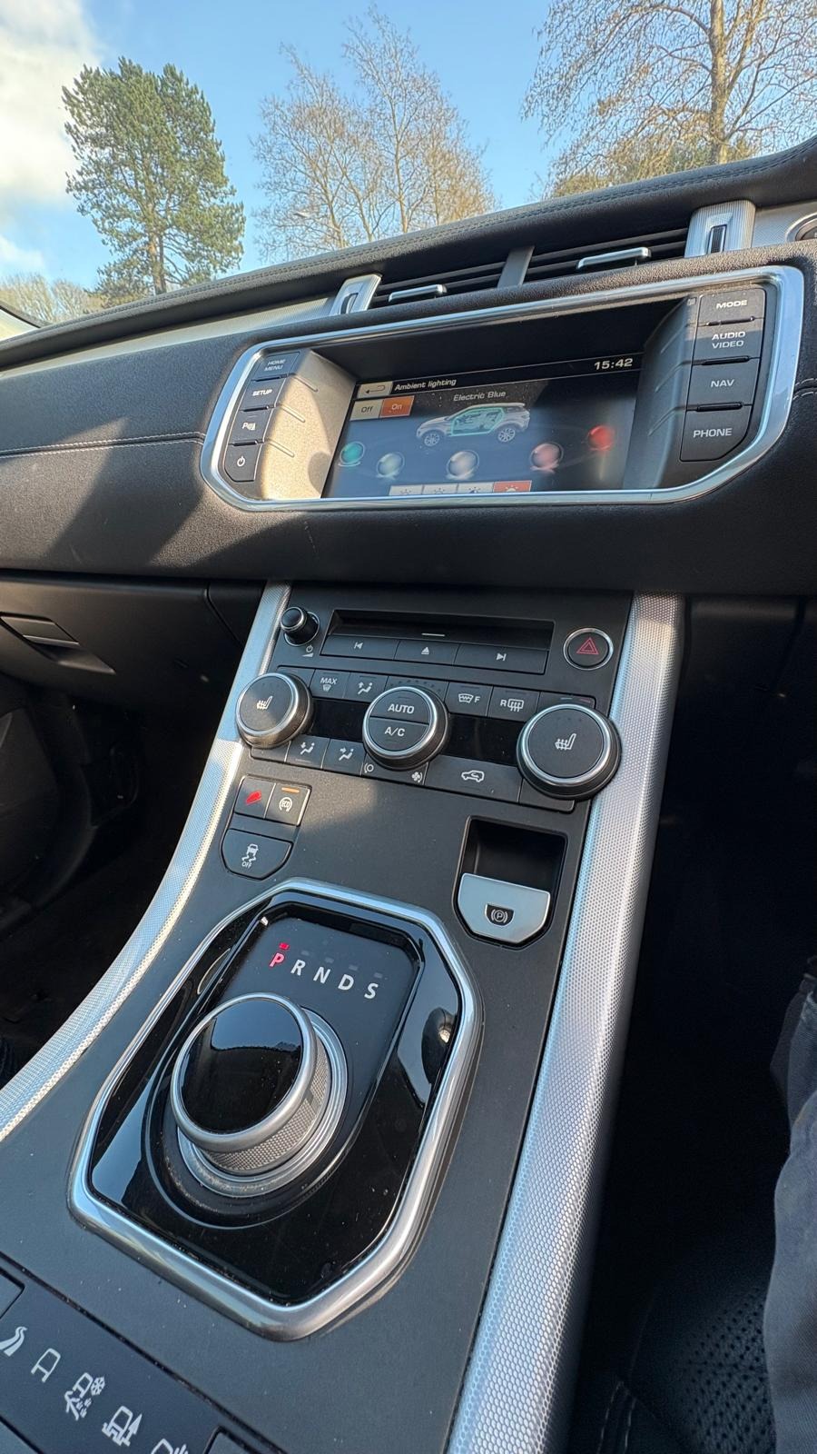 Used Land Rover Range Rover Evoque 2015 for sale - 77915438: Photo 3