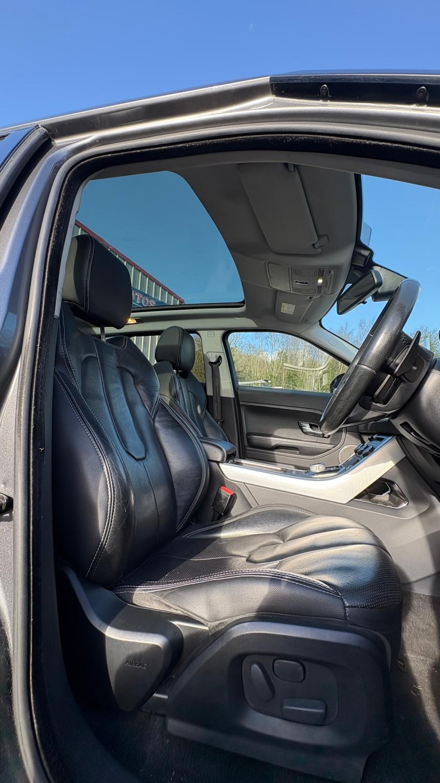 Used Land Rover Range Rover Evoque 2015 for sale - 77915438: Photo 4