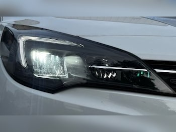 Used Vauxhall Astra 2021 for sale - 76476885: Photo