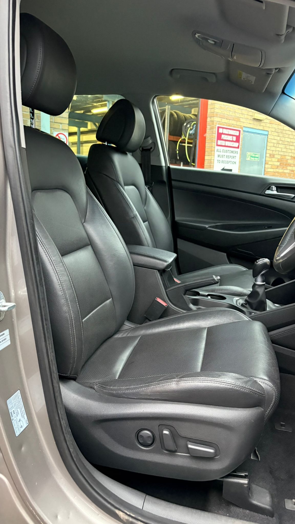 Used Hyundai TUCSON 2017 for sale - 77607300: Photo 10