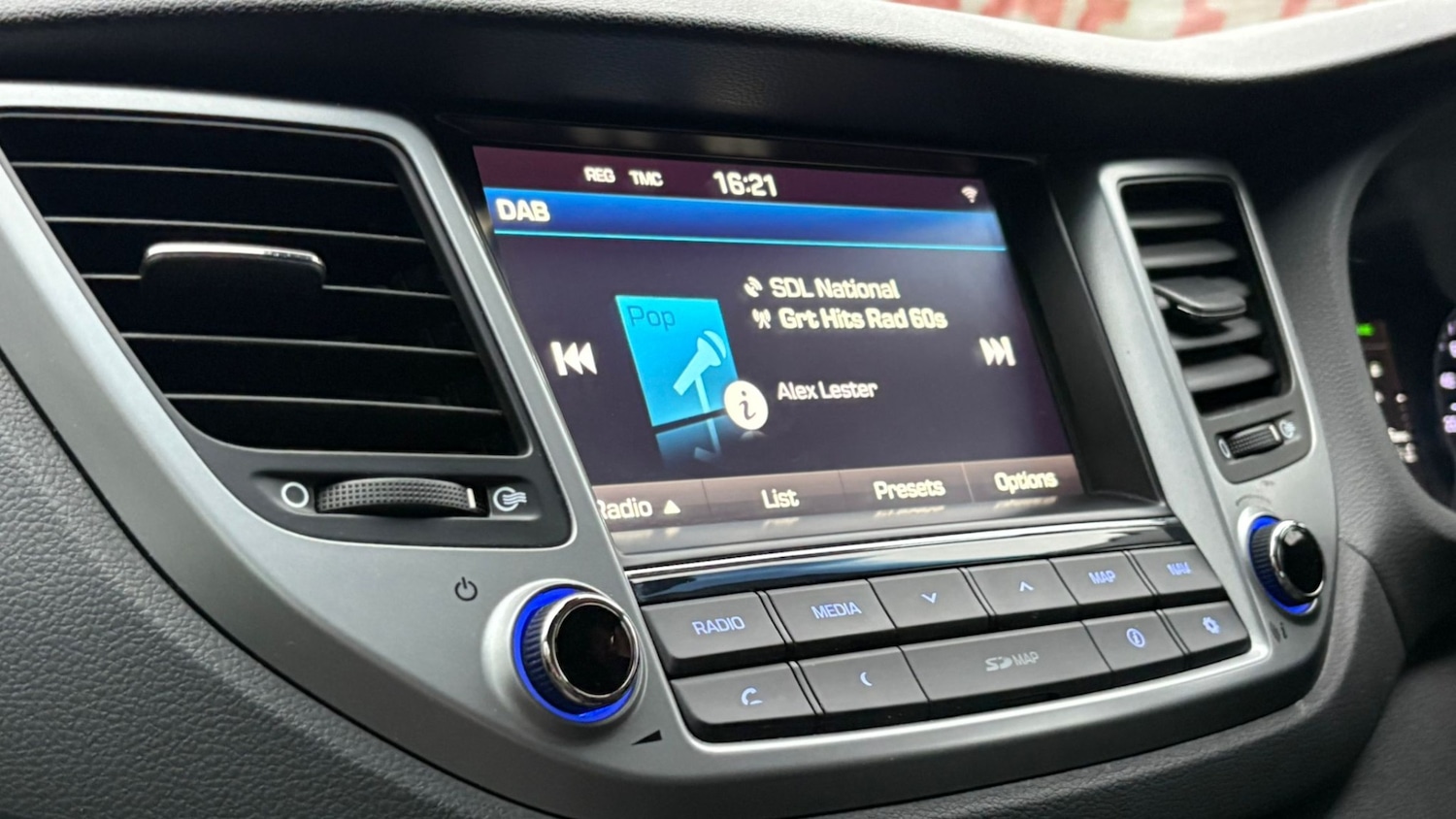 Used Hyundai TUCSON 2017 for sale - 77607300: Photo 12