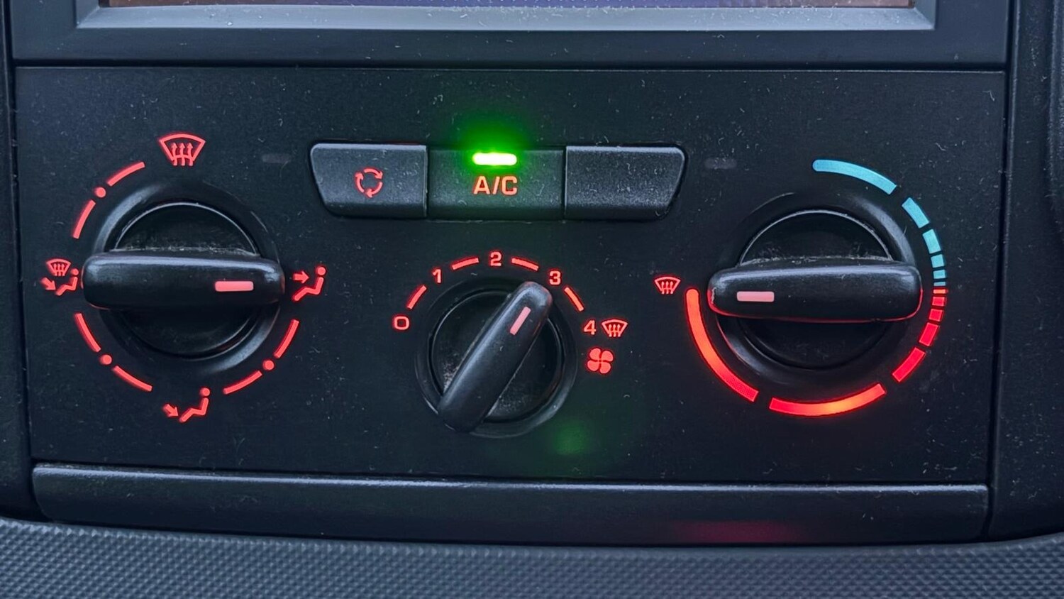 Used Peugeot Partner 2016 for sale - 77546106: Photo 17