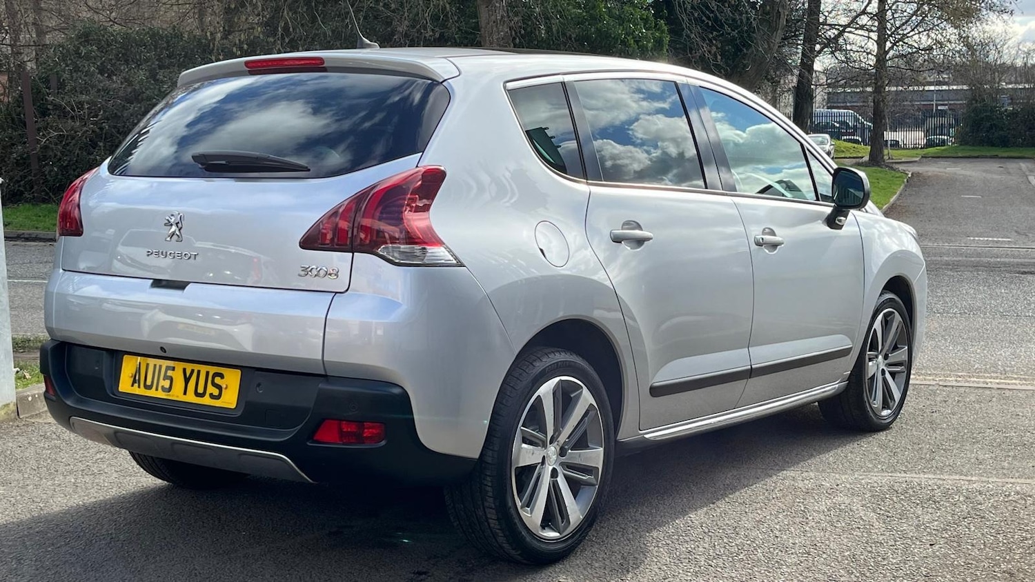 Used Peugeot 3008 2015 for sale - 76530862: Photo 2