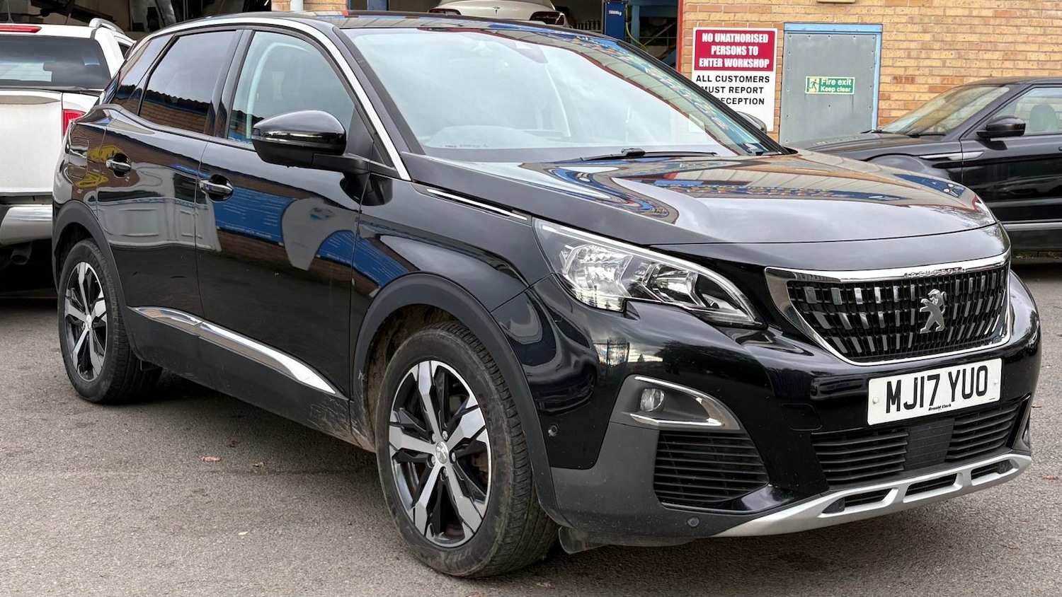 Used Peugeot 3008 2017 for sale - 76616102: Photo 3