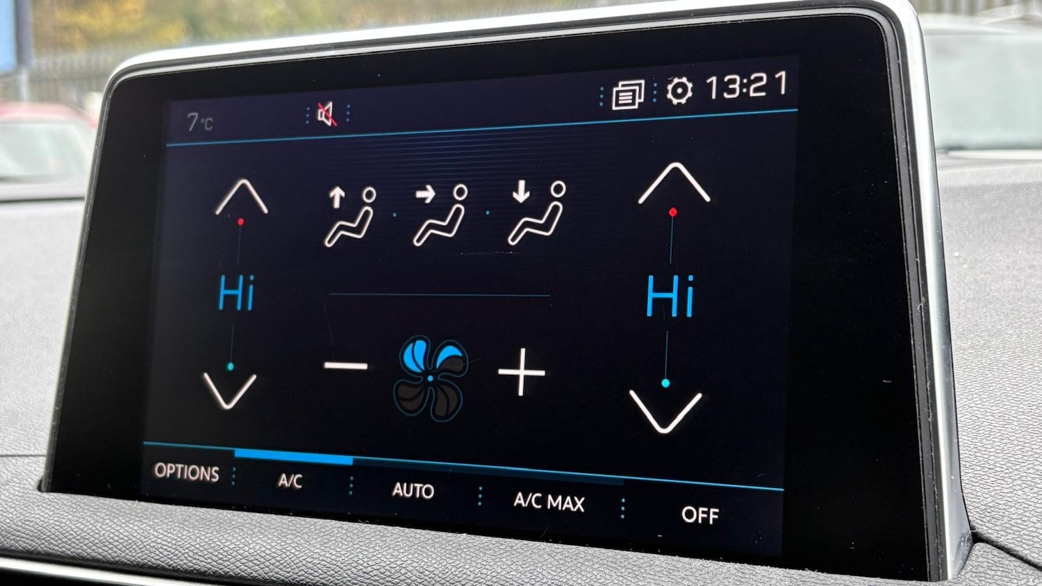 Used Peugeot 3008 2017 for sale - 76616102: Photo 8