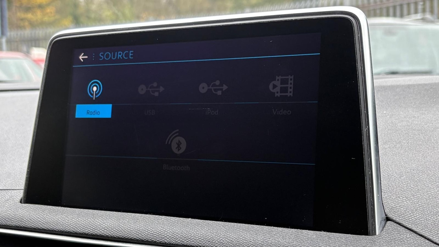 Used Peugeot 3008 2017 for sale - 76616102: Photo 9