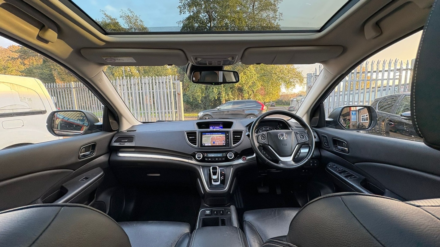 Used Honda CR-V 2017 for sale - 76615658: Photo 10