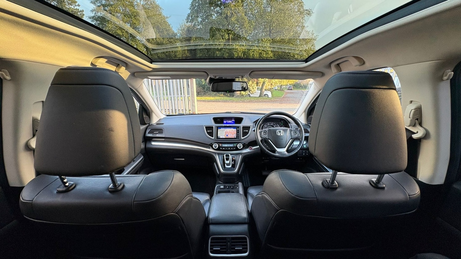 Used Honda CR-V 2017 for sale - 76615658: Photo 11