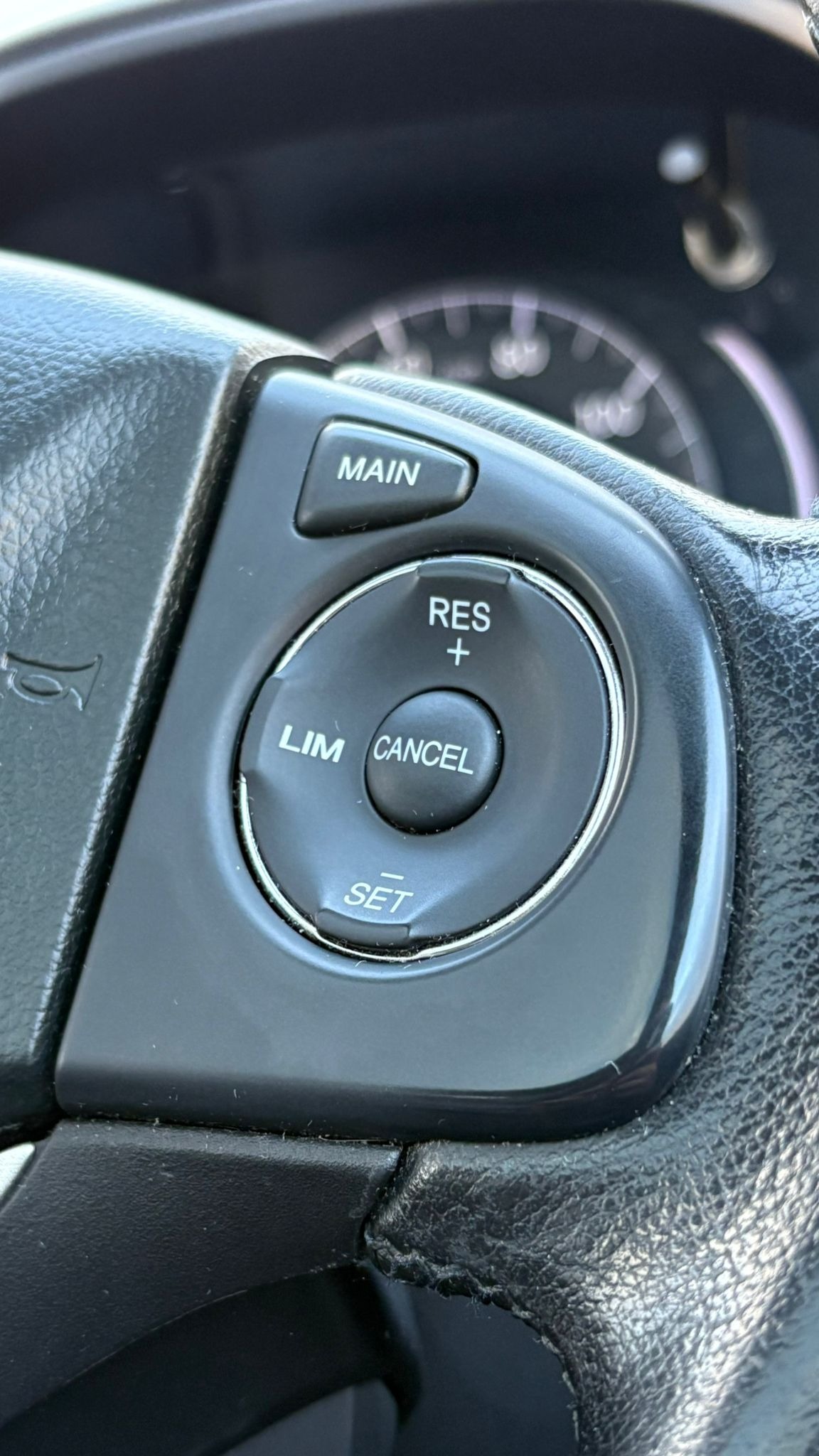 Used Honda CR-V 2017 for sale - 76615658: Photo 15