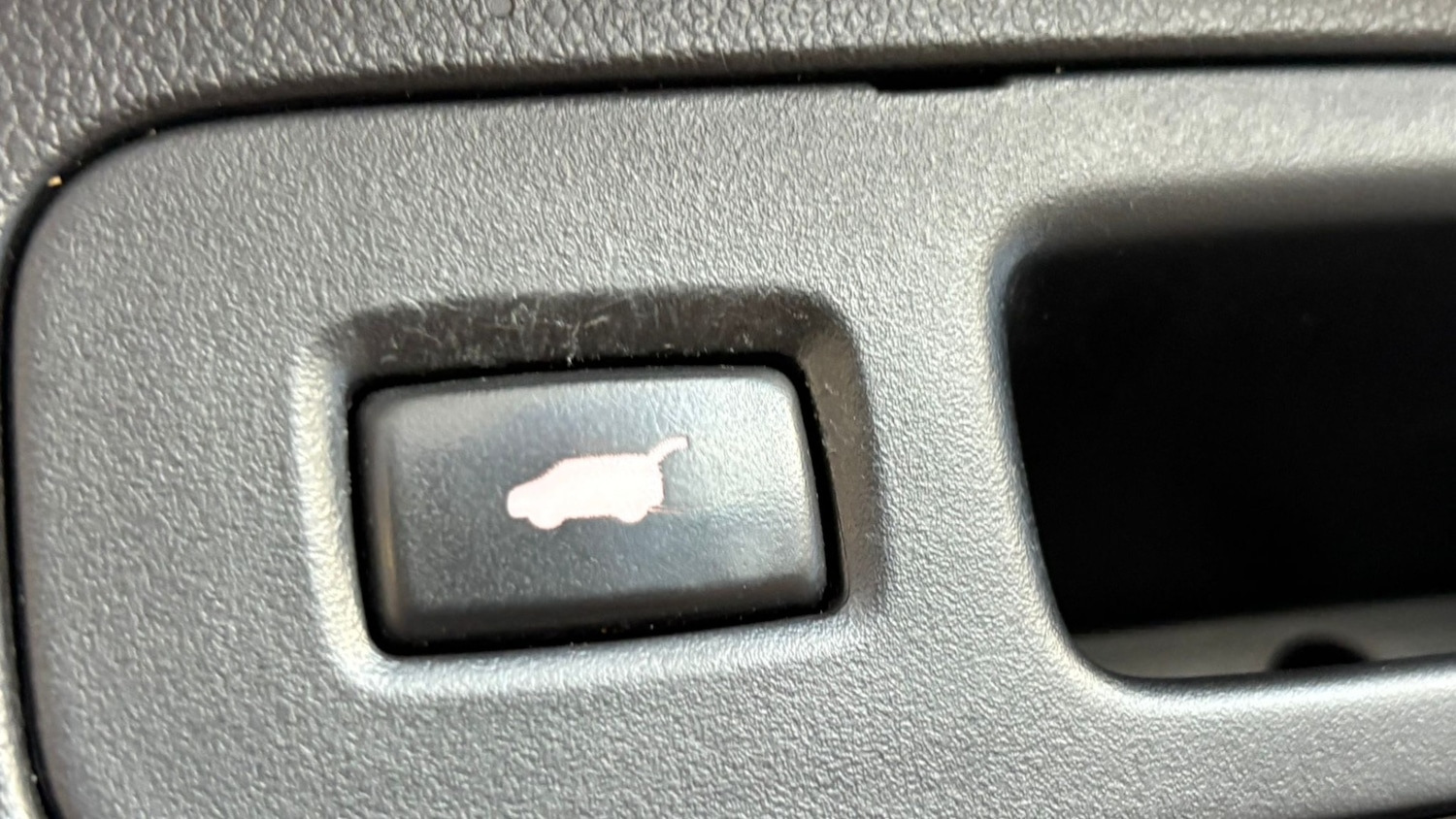 Used Honda CR-V 2017 for sale - 76615658: Photo 18