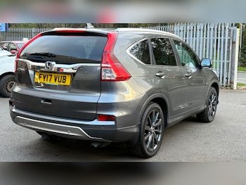 Used Honda CR-V 2017 for sale - 76615658: Photo