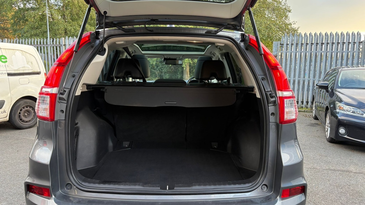 Used Honda CR-V 2017 for sale - 76615658: Photo 31