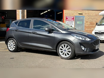 Used Ford Fiesta 2018 for sale - 78108996: Photo