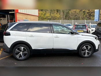 Used Peugeot 5008 2018 for sale - 76578194: Photo