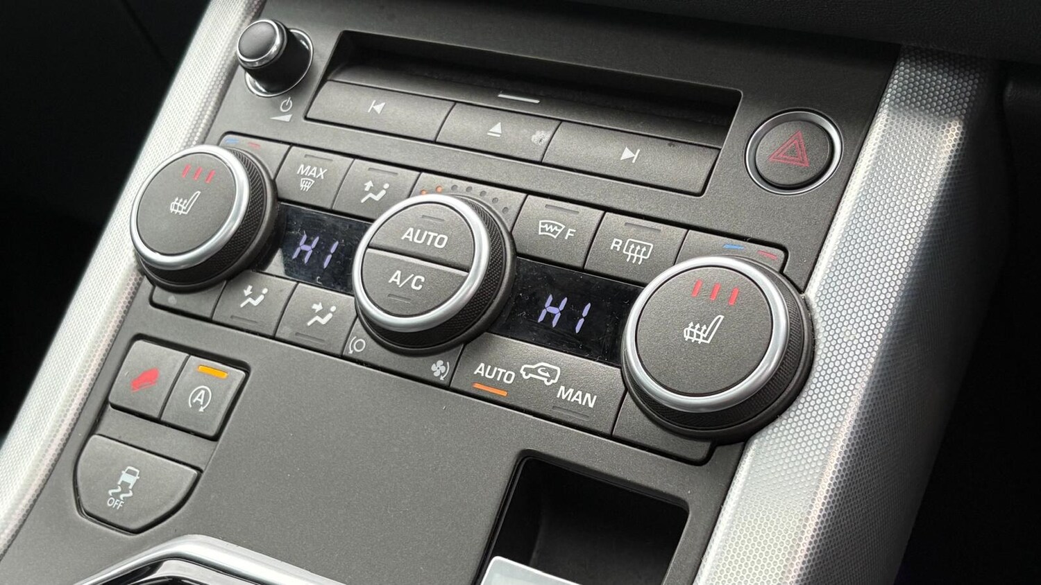 Used Land Rover Range Rover Evoque 2016 for sale - 77902944: Photo 11