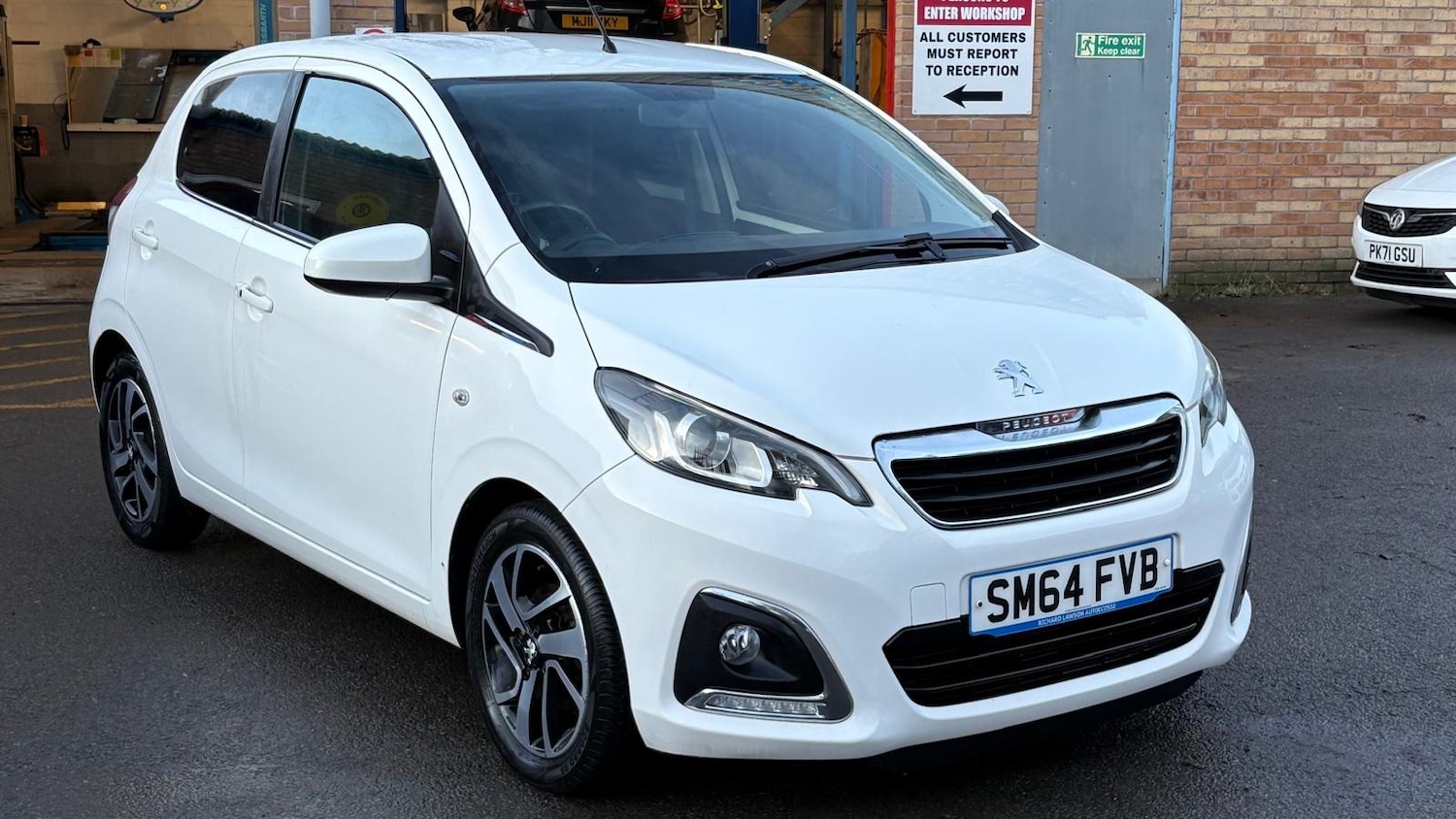Used Peugeot 108 2014 for sale - 77225926: Photo 5