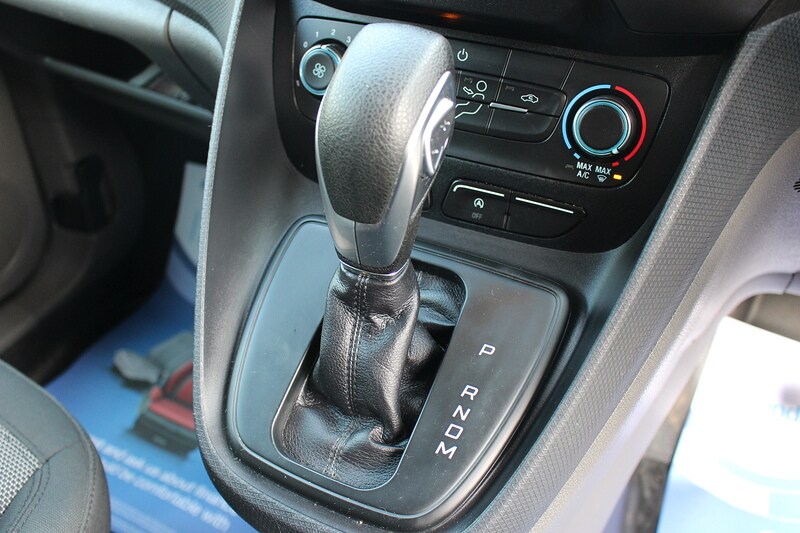 Used Ford Transit Connect 2020 for sale - 77508150: Photo 12