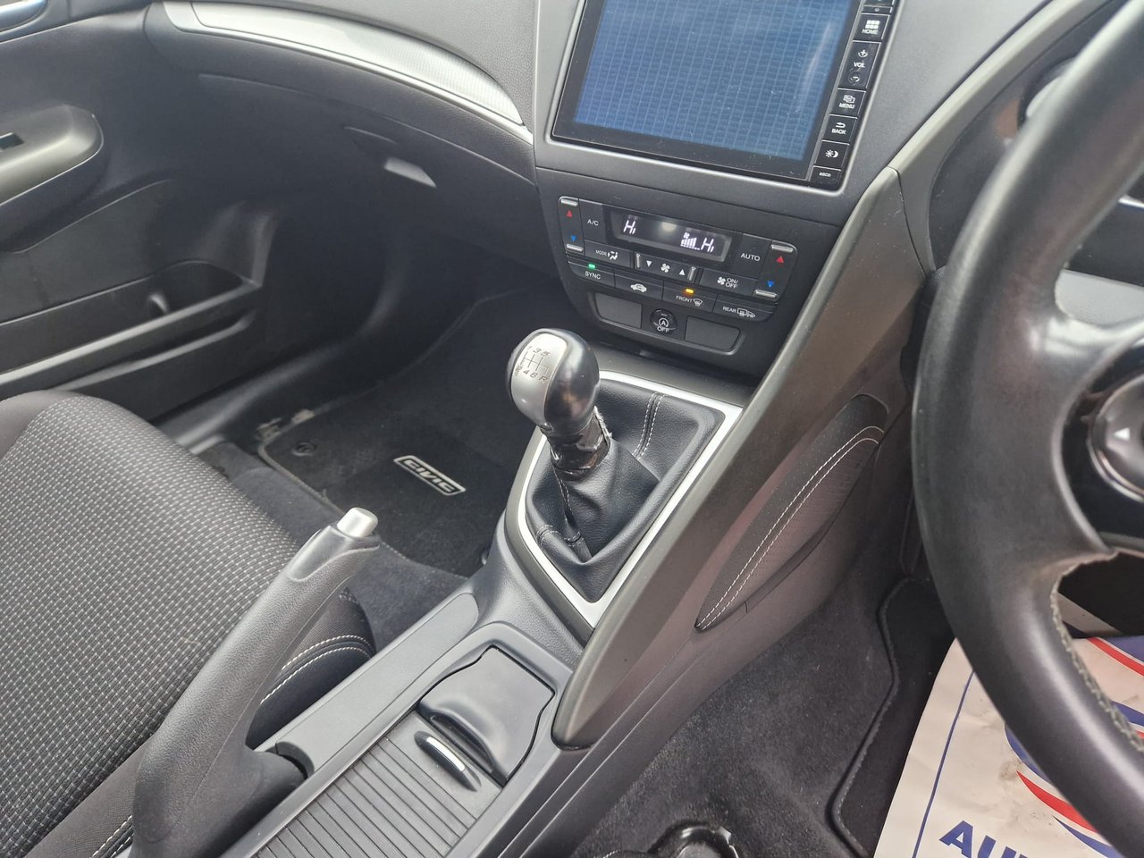 Used Honda Civic 2015 for sale - 77539369: Photo 12