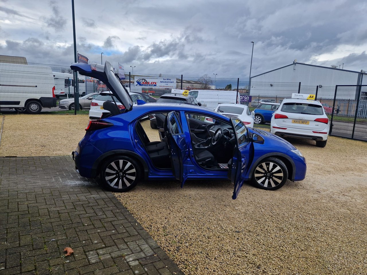 Used Honda Civic 2015 for sale - 77539369: Photo 47