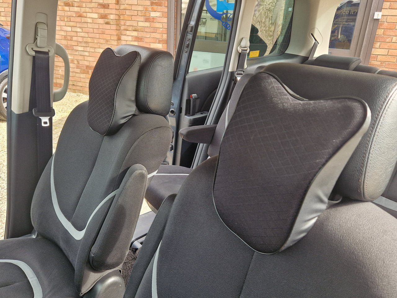 Used Mazda Biante 2018 for sale - 77884280: Photo 11