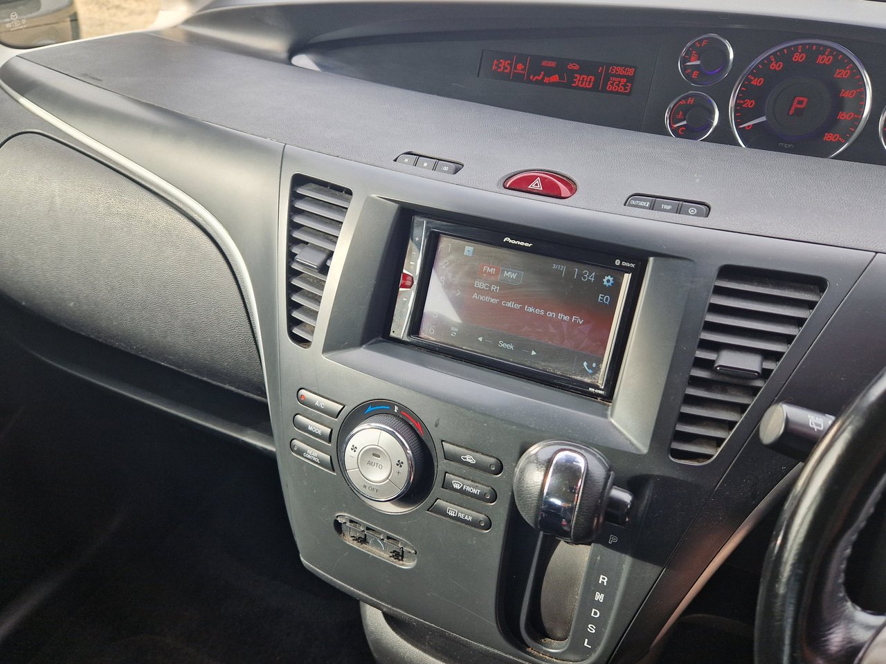 Used Mazda Biante 2018 for sale - 77884280: Photo 15